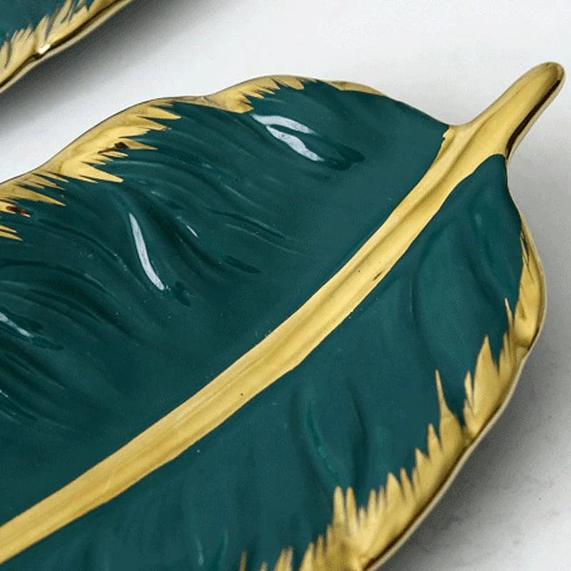 Banana Leaf Ceramic Tray - Image 3