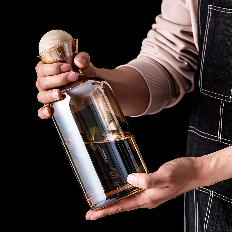 Glass Pitcher Set with Wooden Lid and Drinking Cups - Image 10