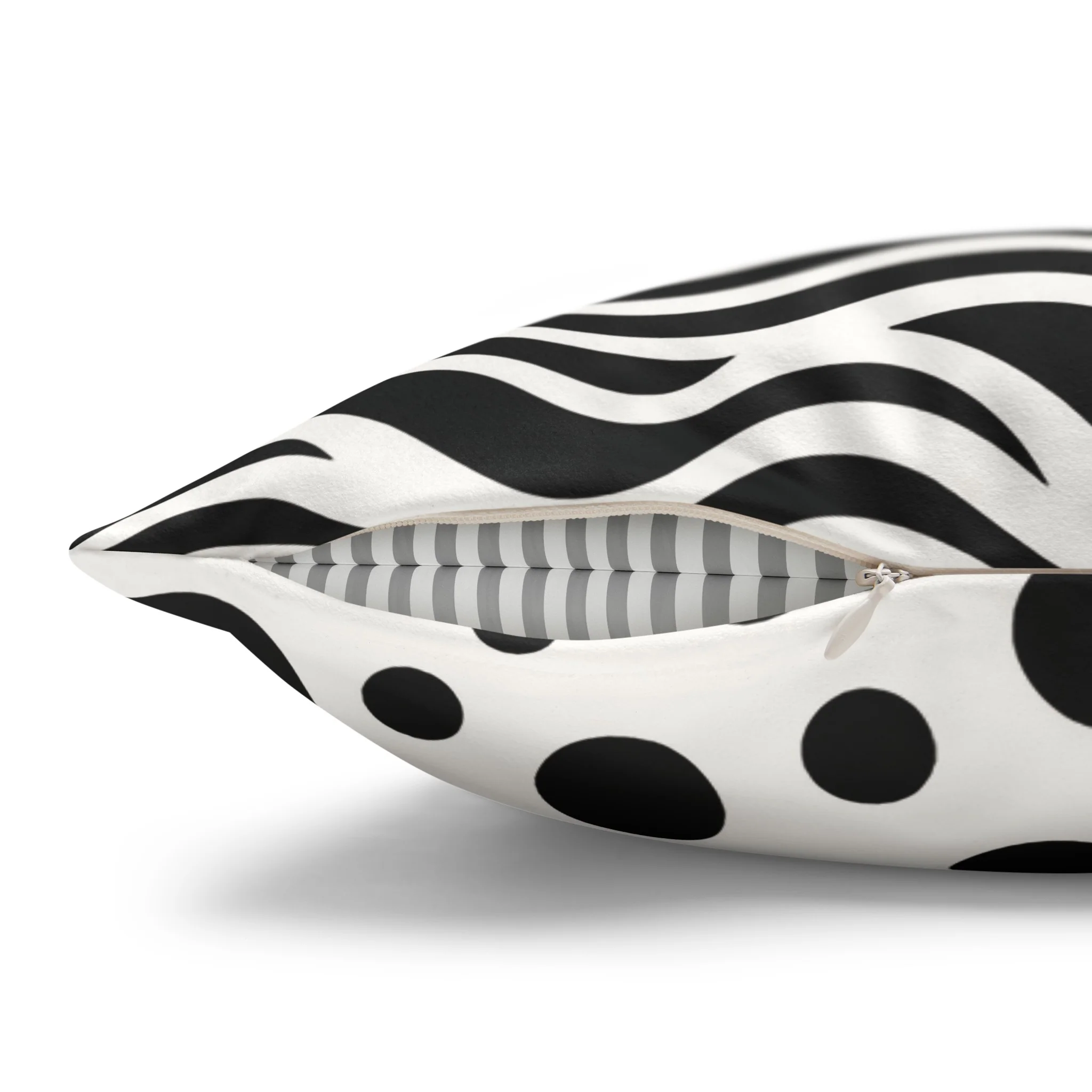 Is that a Cheetah Double Sided Cushion? - Image 16