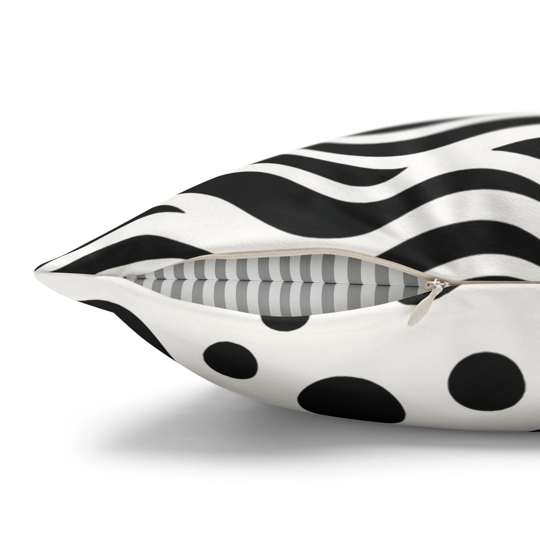 Is that a Cheetah Double Sided Cushion? - Image 22